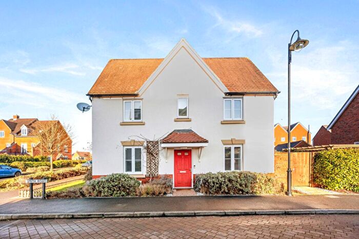 3 Bedroom Semi Detached House For Sale In Smith Road, Broadbridge Heath, RH12