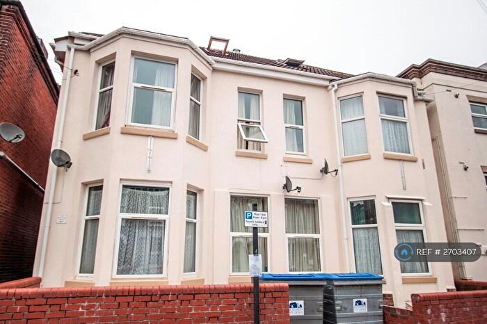 3 Bedroom Flat To Rent In Ordnance Road, Southampton, SO15