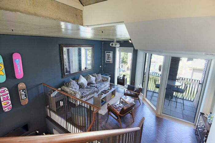 1 Bedroom Apartment To Rent In Agar Place, Camden, NW1