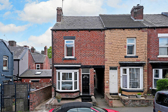 2 Bedroom Terraced House For Sale In Lynmouth Road, Abbeydale, Sheffield, S7