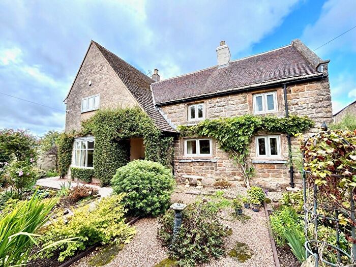 3 Bedroom Detached House For Sale In Upper Holloway, DE4