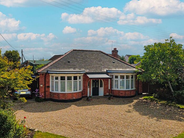 4 Bedroom Detached Bungalow For Sale In Bridgwater Road, Bathpool, Taunton, Somerset, TA2