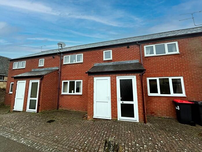 2 Bedroom Terraced House To Rent In Berrells Court, Olney, MK46