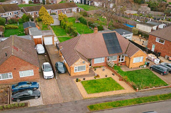 3 Bedroom Bungalow For Sale In Link Way, Arborfield Cross, Reading, Berkshire, RG2