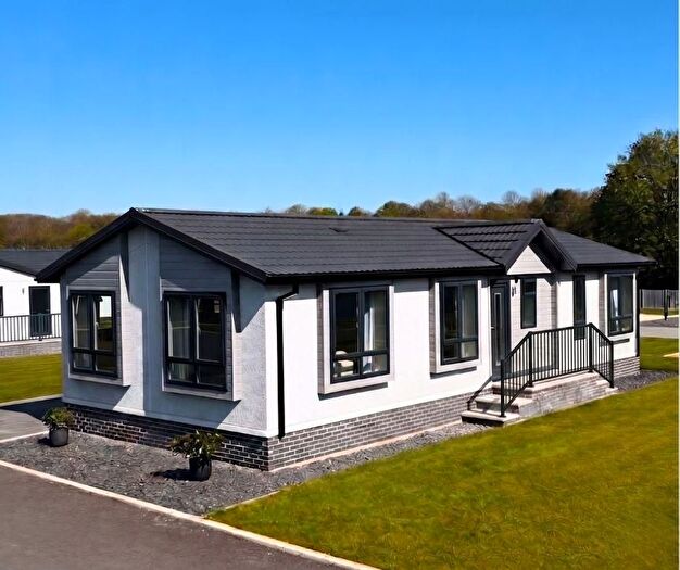 2 Bedroom Park Home For Sale In Gatenby, Northallerton, DL7