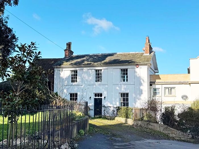 3 Bedroom Detached House For Sale In Priests Lane, Langport, TA10