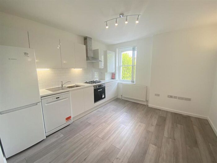 2 Bedroom House To Rent In Quex Road, London, NW6