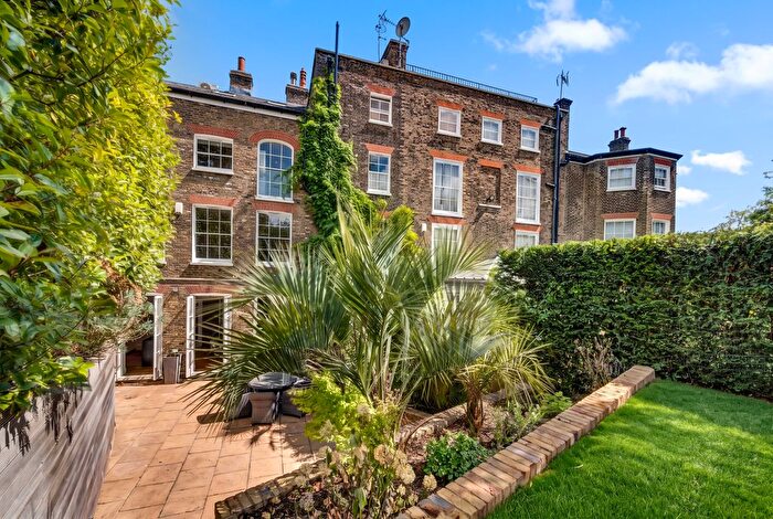 6 Bedroom Property For Sale In Old Court House, Hampstead, NW3
