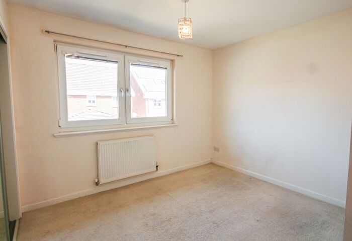 2 Bedroom Flat To Rent In Dalyell Place, Armadale, West Lothian, EH48