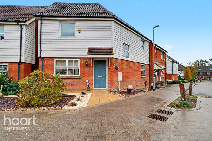 3 Bedroom Semi-Detached House For Sale In Cliffhouse Avenue., Minster, ME12