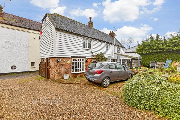 2 Bedroom Detached House For Sale In Chapel Row, Herne Bay, Kent, CT6