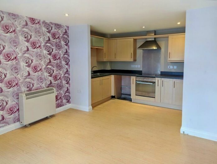2 Bedroom Apartment To Rent In The Ridge, Ridgeway Lane, Bristol, BS14