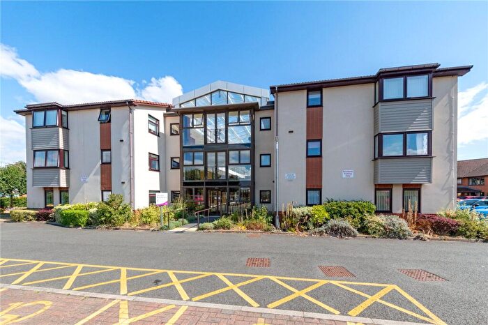 2 Bedroom Apartment For Sale In The Limes, Newport Pagnell, Buckinghamshire, MK16