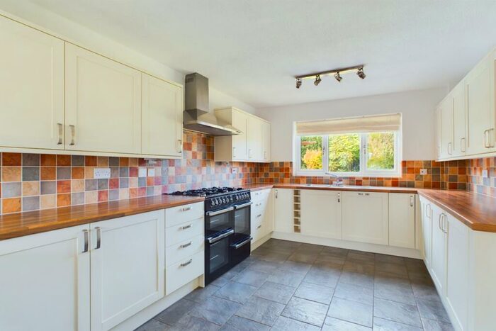 5 Bedroom Detached House To Rent In Audley Close, St. Ives, Cambridgeshire, PE27