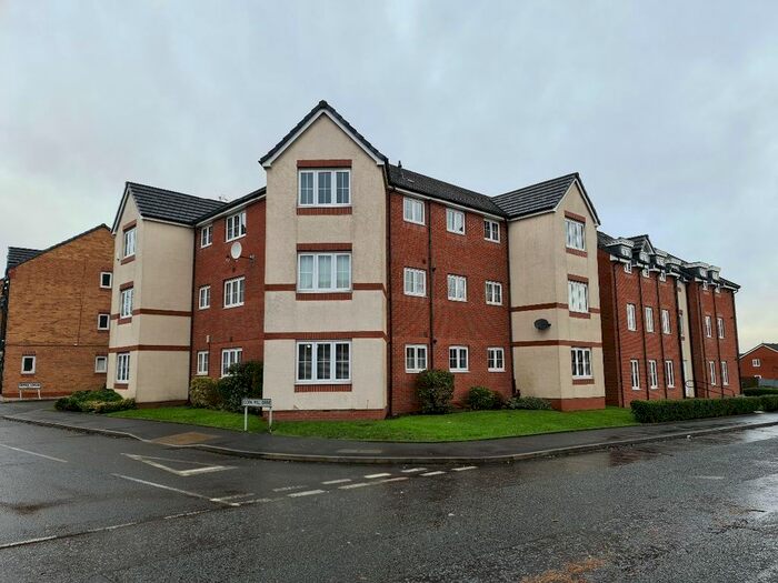 2 Bedroom Flat To Rent In Ceres Chase, Farnworth, Bolton BL4
