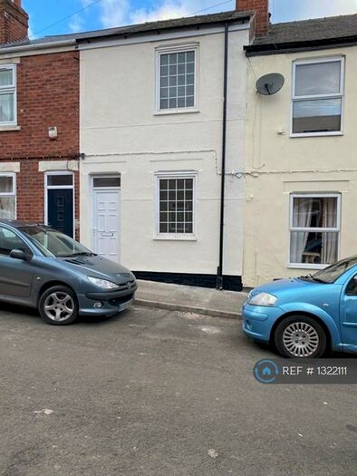 3 Bedroom Terraced House To Rent In Fenwick Street, Warsop, Mansfield, NG20