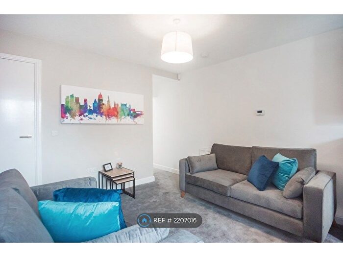 4 Bedroom Semi-Detached House To Rent In Marlborough Road, Nottingham, NG9