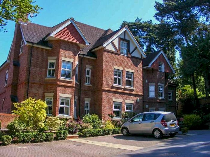 2 Bedroom Flat To Rent In Wayewood Lodge, Branksome Park Road, Camberley, GU15