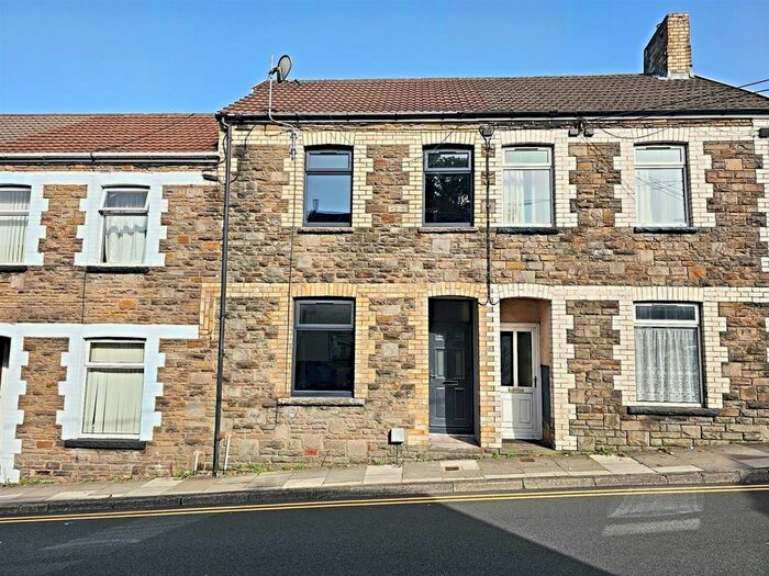 3 Bedroom Terraced House To Rent In White Street, Caerphilly, CF83
