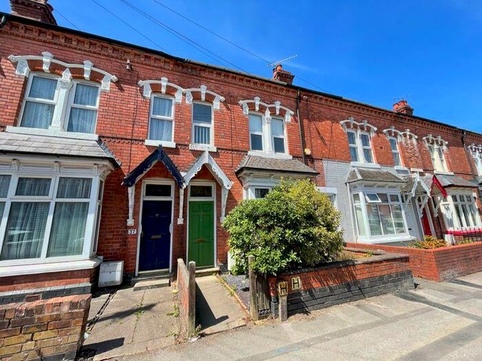 3 Bedroom Terraced House To Rent In Herbert Road, Bearwood, B67