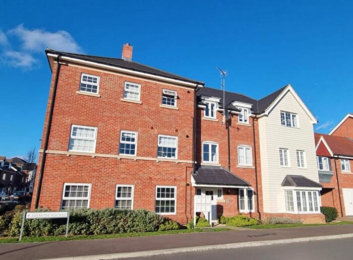 2 Bedroom Apartment For Sale In Jasmine Square, Reading, RG5