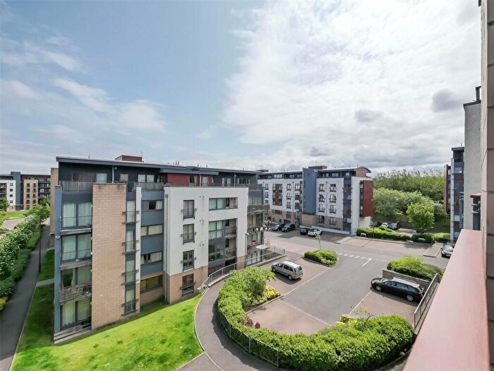 2 Bedroom Flat To Rent In East Pilton Farm Avenue, Edinburgh, EH5