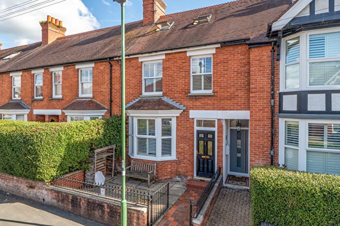 3 Bedroom Terraced House For Sale In Ashfield Road, Midhurst, GU29