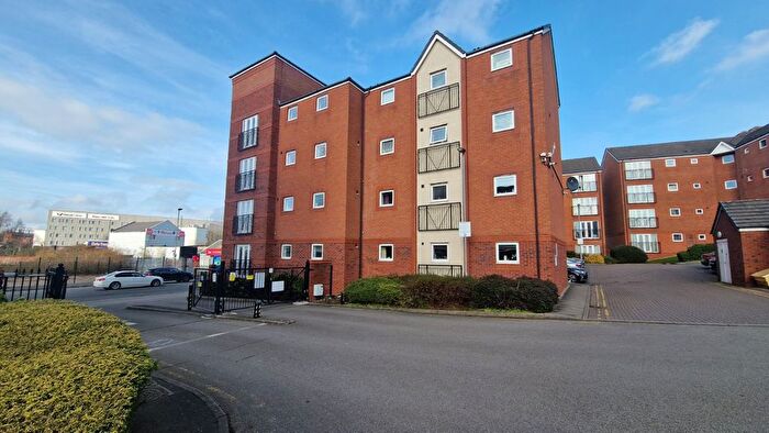 2 Bedroom Flat To Rent In Terret Close, Walsall, West Midlands, WS1