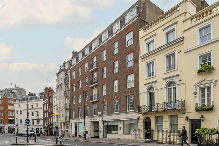 2 Bedroom Flat To Rent In Curzon Street, London, W1J