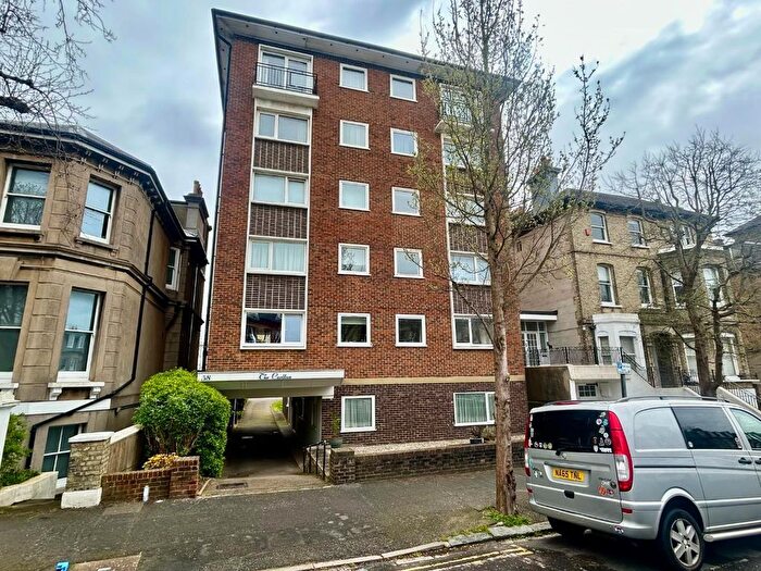 2 Bedroom Flat To Rent In Wilbury Road, Hove, BN3