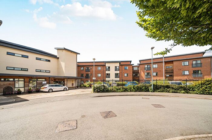1 Bedroom Flat For Sale In Trafalgar Road, Tewkesbury, Gloucestershire, GL20