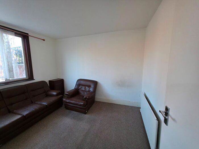 1 Bedroom Flat To Rent In Hackney Road, Hackney, Bethnal Green Whitechapel, E3