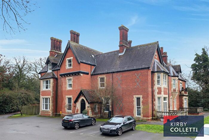 2 Bedroom Flat To Rent In The Mansion, Whitley Wood, Stevenage, Herts, SG1