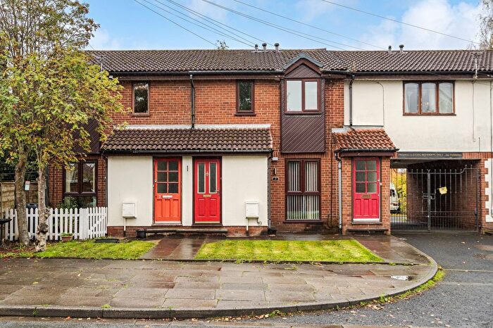 1 Bedroom Flat For Sale In Hospital Road, Swinton, M27