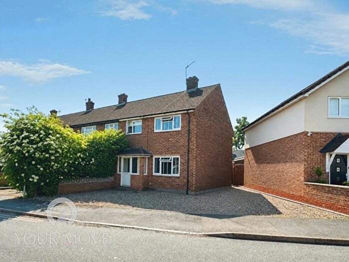 3 Bedroom End Of Terrace House For Sale In Hillhouse Road, Dartford, Kent, DA2
