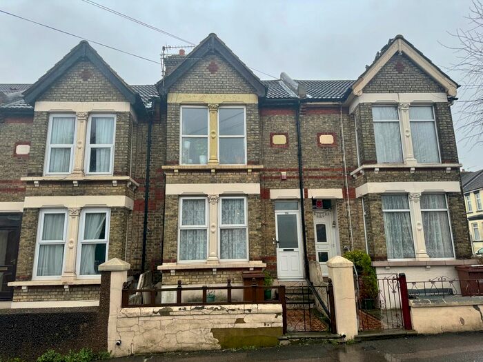 1 Bedroom Flat To Rent In Rock Avenue, Gillingham, ME7