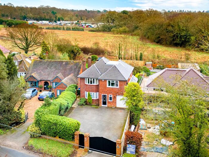 4 Bedroom Detached House For Sale In Wexham Street, Wexham, SL3