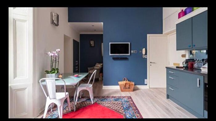 1 Bedroom Flat To Rent In Pinehurst Court, Colville Gardens, London, W11