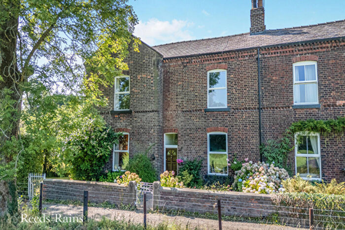 4 Bedroom Semi-Detached House For Sale In Temple Fields, Heapey Road, Heapey, Chorley, PR6