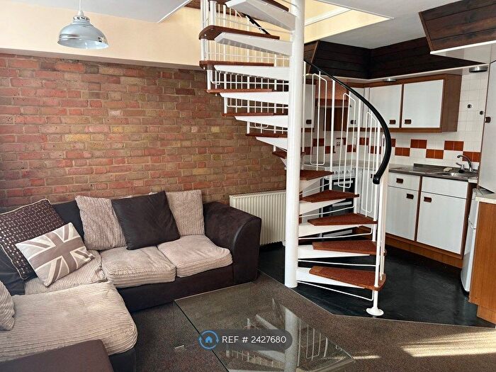 1 Bedroom Flat To Rent In Westmoreland Terrace, London, SW1V