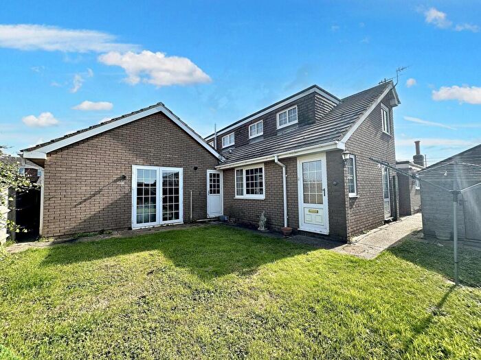 3 Bedroom Bungalow For Sale In Mount Caburn Crescent, Peacehaven, BN10