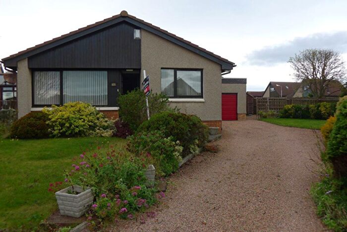 3 Bedroom Bungalow To Rent In Langhouse Green, Crail, KY10