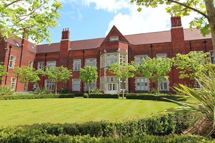 1 Bedroom Apartment To Rent In The Galleries, Brentwood, CM14