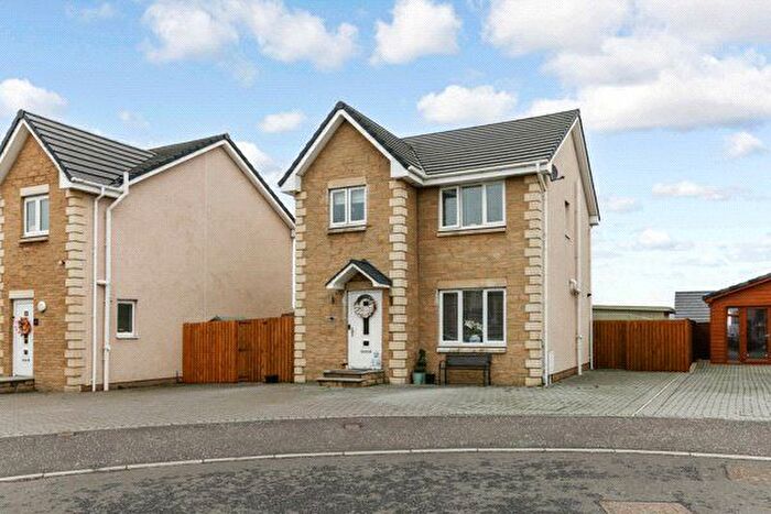3 Bedroom Detached House For Sale In Herbison Crescent, Shotts, North Lanarkshire, ML7
