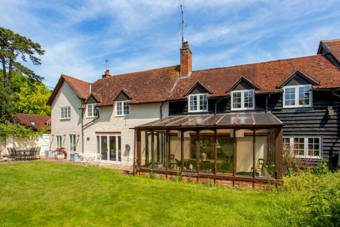 5 Bedroom Detached House To Rent In Moreton Road Aston Tirrold, OX11