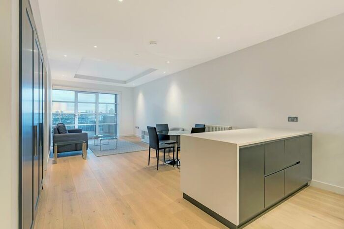 1 Bedroom Apartment To Rent In Kent Building, London City Island, London, E14