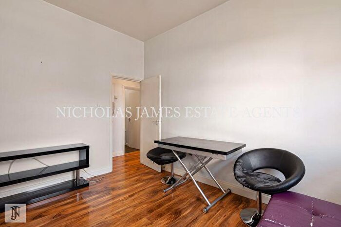 1 Bedroom Flat To Rent In West Green Road, London, N15