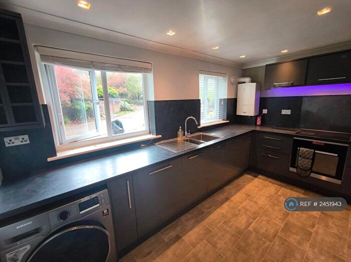 2 Bedroom Maisonette To Rent In Cotton Walk, Crawley, RH11