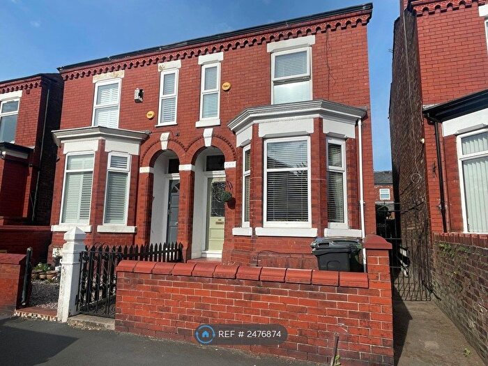 3 Bedroom Semi-Detached House To Rent In Northgate Road, Stockport, SK3