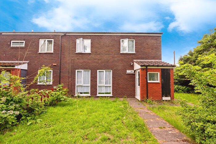 4 Bedroom End Terrace House For Sale In Orchards Way, Birmingham, B12